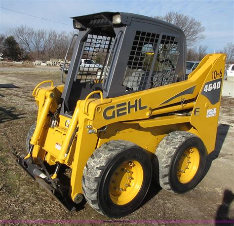 how to raise cab on gehl skid steer|gehl 4640 skid steer lift.